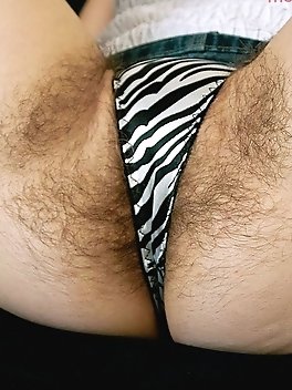 My wife tried to squeeze a big dildo into her wet pussy